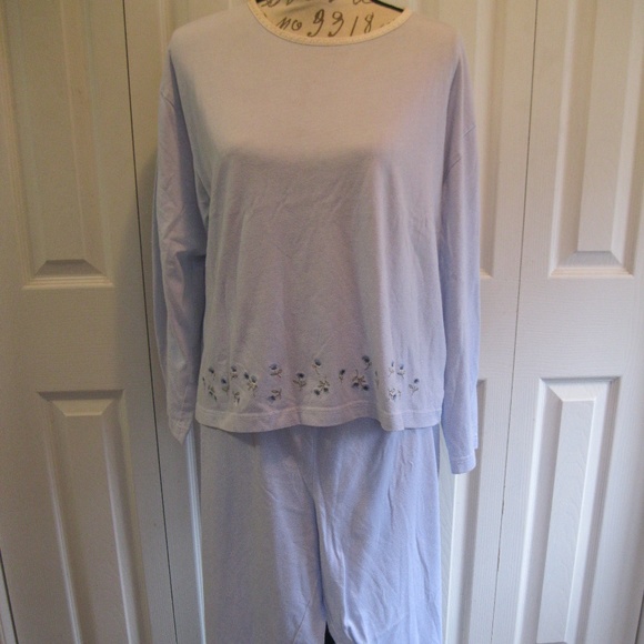 Dress Barn Other - Dress Barn Women's  Pajamas Size M